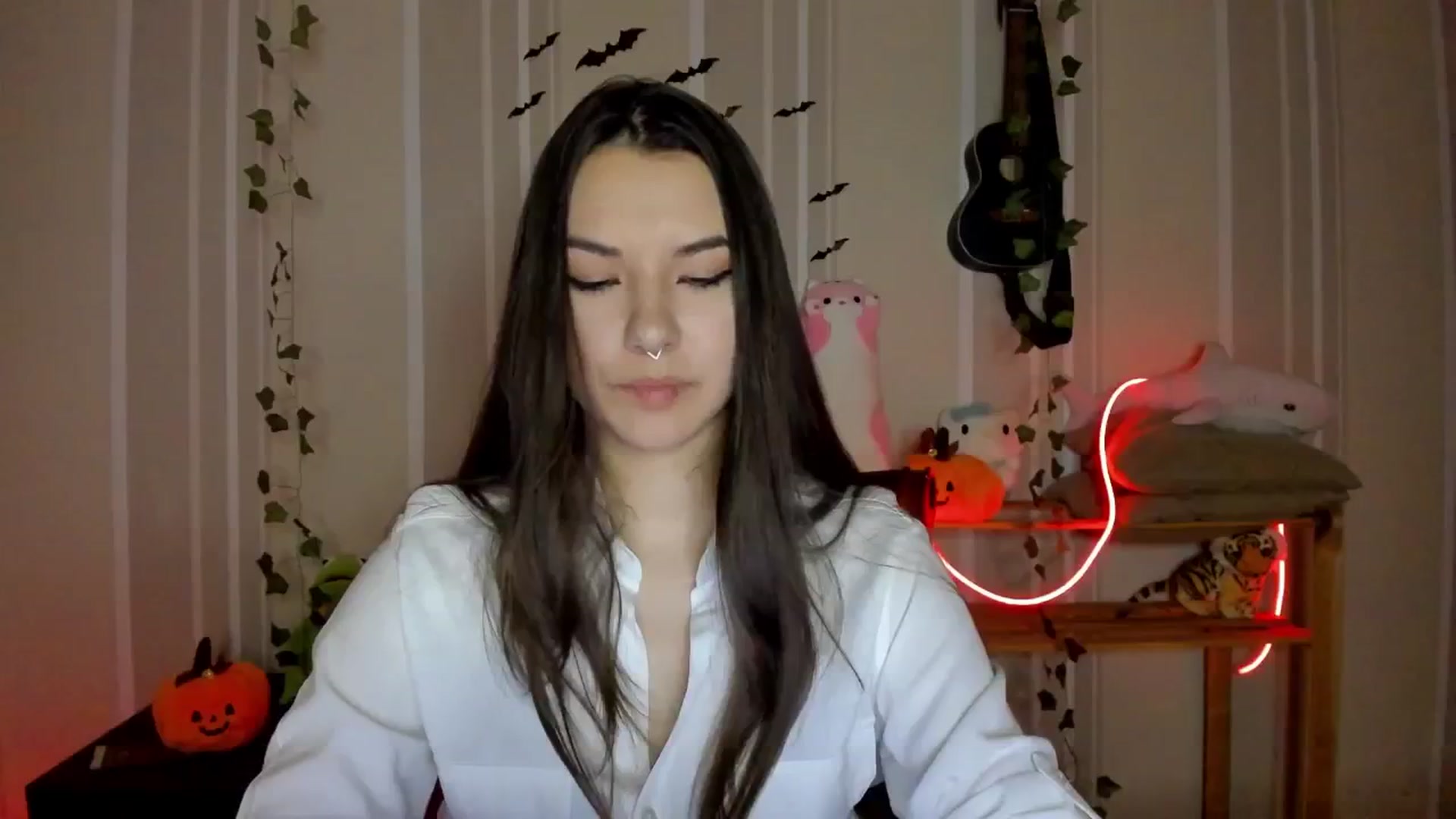 Gallery image thumbnail from AmnesiaGirl1's myfreecams stream on, 11/03/2024, 23:27 image 14 of 20