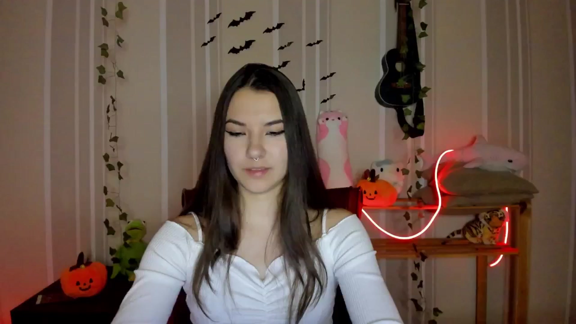 Gallery image thumbnail from AmnesiaGirl1's myfreecams stream on, 11/03/2024, 23:27 image 4 of 20