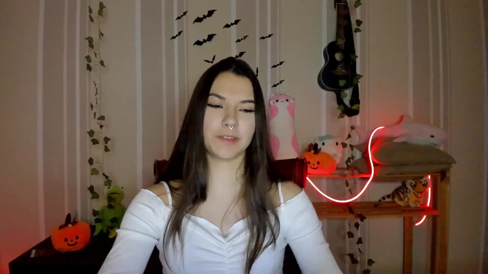 Gallery image thumbnail from AmnesiaGirl1's myfreecams stream on, 11/03/2024, 23:27 image 7 of 20