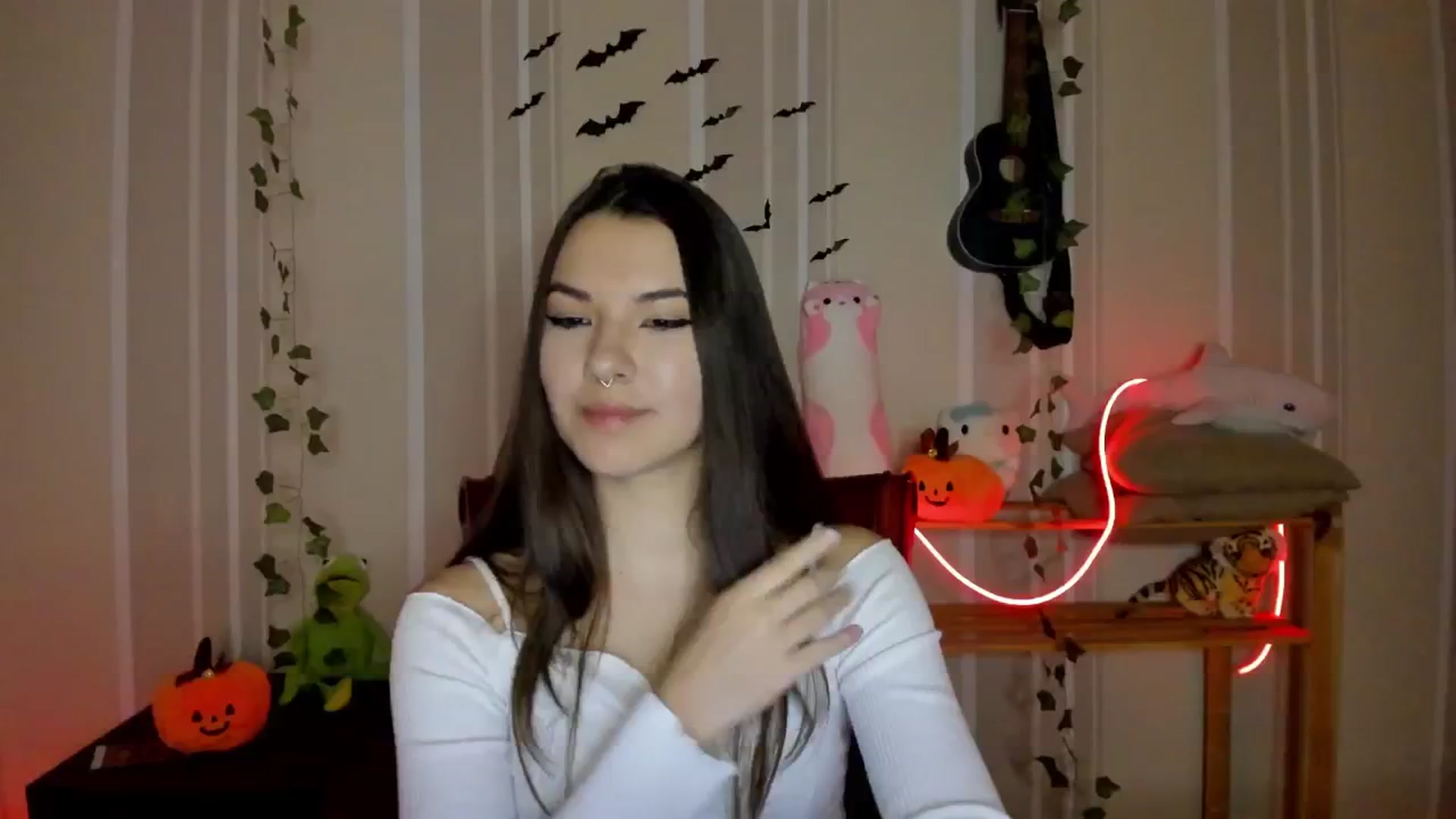 Gallery image thumbnail from AmnesiaGirl1's myfreecams stream on, 11/03/2024, 23:27 image 6 of 20