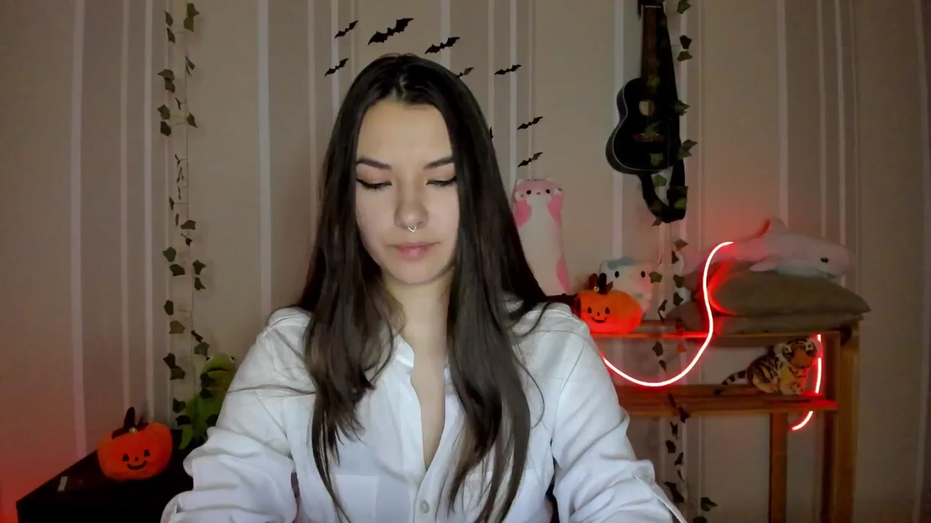 Gallery image thumbnail from AmnesiaGirl1's myfreecams stream on, 11/03/2024, 23:27 image 12 of 20