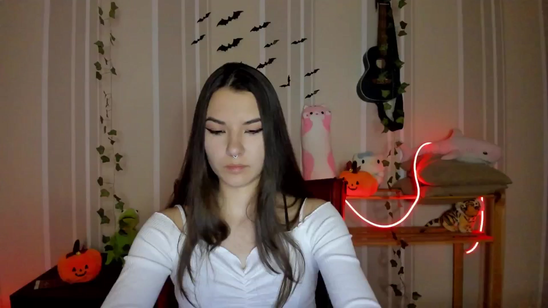 Gallery image thumbnail from AmnesiaGirl1's myfreecams stream on, 11/03/2024, 23:27 image 2 of 20