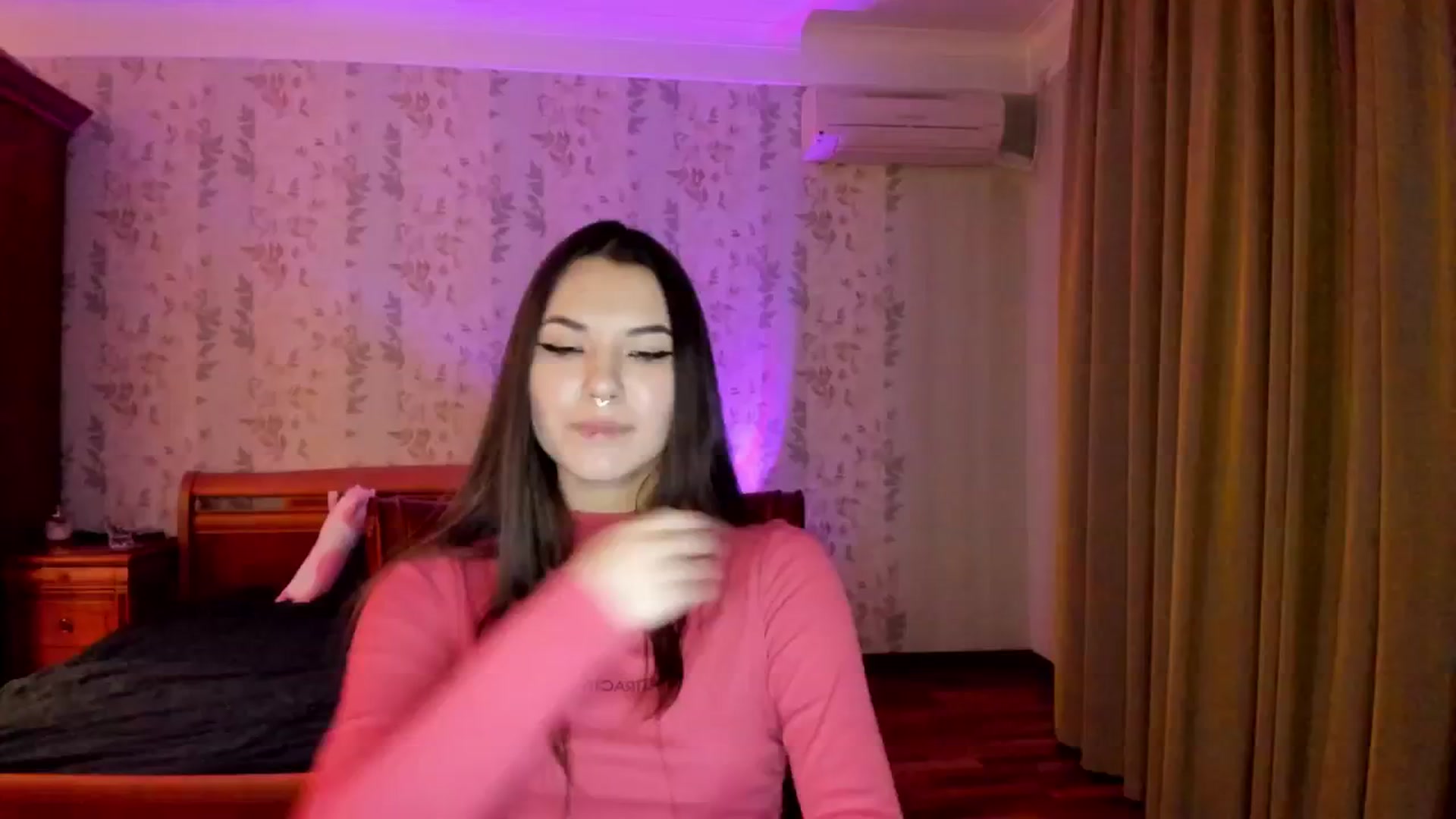 Gallery image thumbnail from AmnesiaGirl1's myfreecams stream on, 11/12/2024, 02:12 image 17 of 20