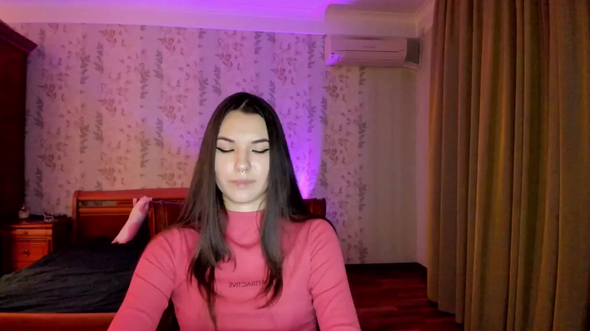 Gallery image thumbnail from AmnesiaGirl1's myfreecams stream on, 11/12/2024, 02:12 image 18 of 20