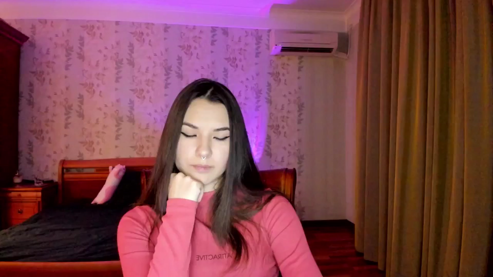 Gallery image thumbnail from AmnesiaGirl1's myfreecams stream on, 11/12/2024, 02:12 image 3 of 20