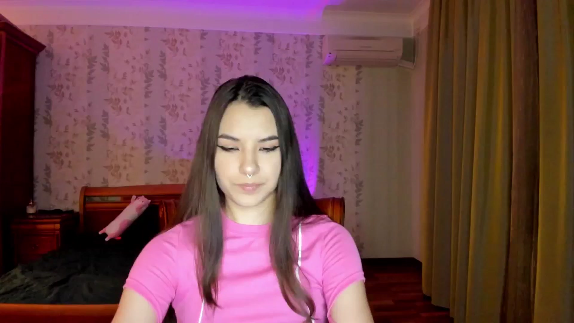 Gallery image thumbnail from AmnesiaGirl1's myfreecams stream on, 11/17/2024, 24:45 image 1 of 20