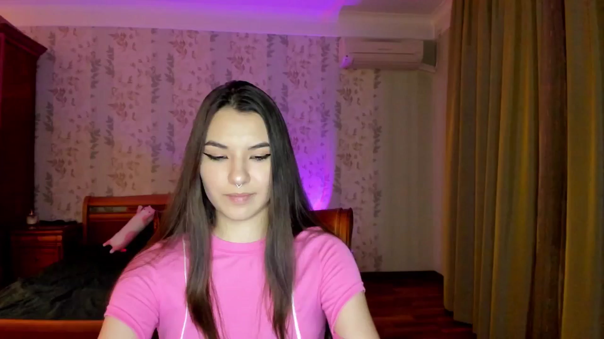 Gallery image thumbnail from AmnesiaGirl1's myfreecams stream on, 11/17/2024, 01:46 image 20 of 20