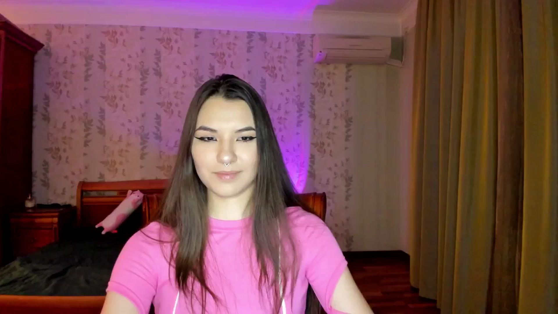 Gallery image thumbnail from AmnesiaGirl1's myfreecams stream on, 11/17/2024, 01:46 image 1 of 20