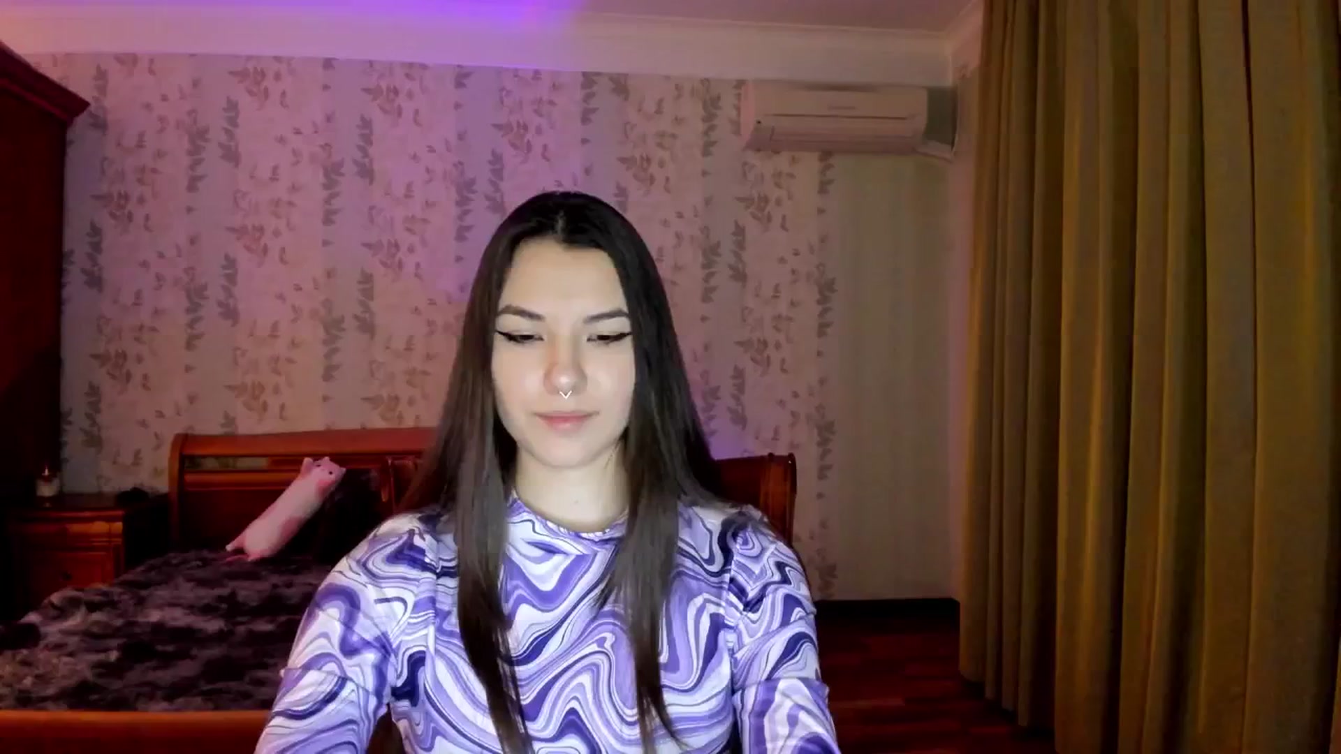 Gallery image thumbnail from AmnesiaGirl1's myfreecams stream on, 11/21/2024, 22:40 image 16 of 20
