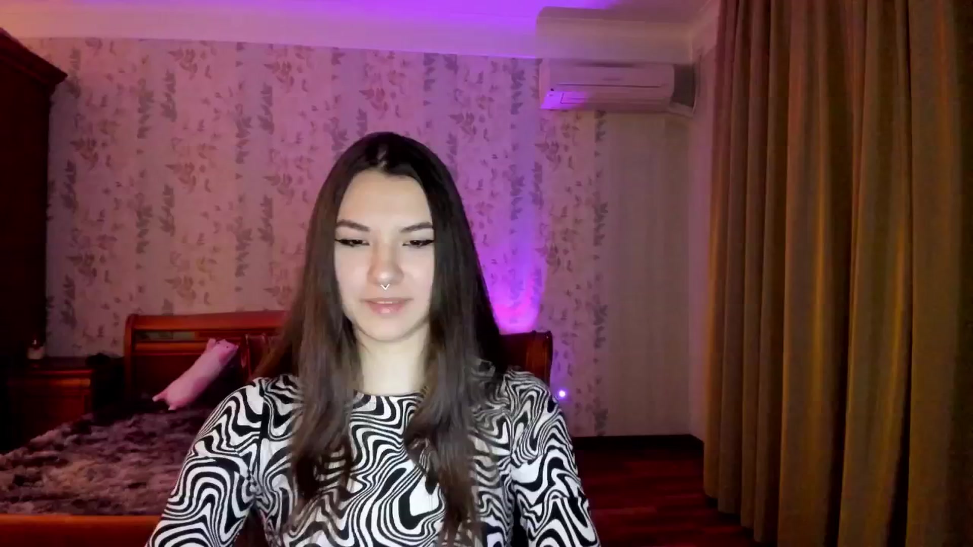 Gallery image thumbnail from AmnesiaGirl1's myfreecams stream on, 11/24/2024, 24:02 image 11 of 20