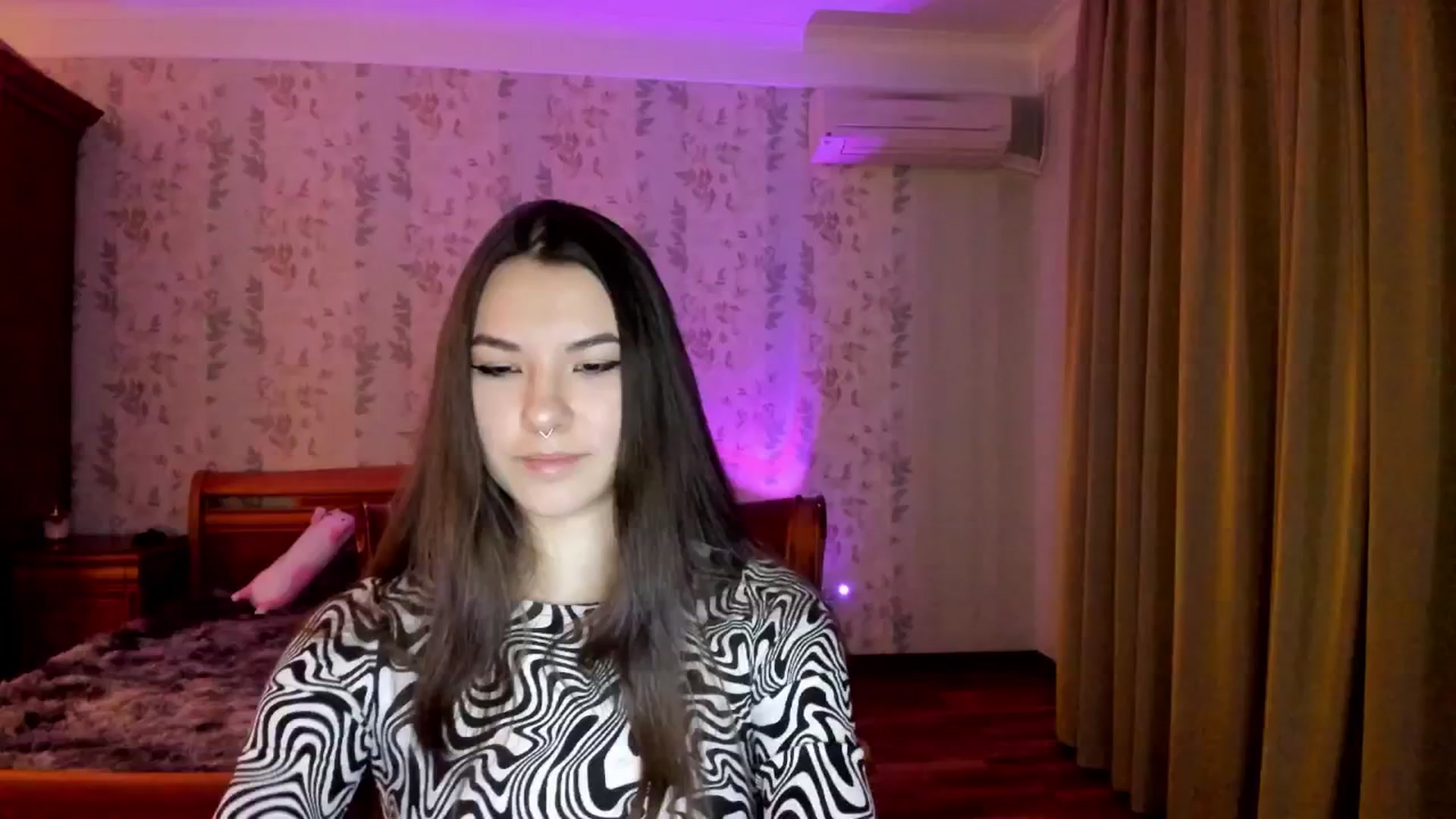 Gallery image thumbnail from AmnesiaGirl1's myfreecams stream on, 11/24/2024, 24:02 image 5 of 20