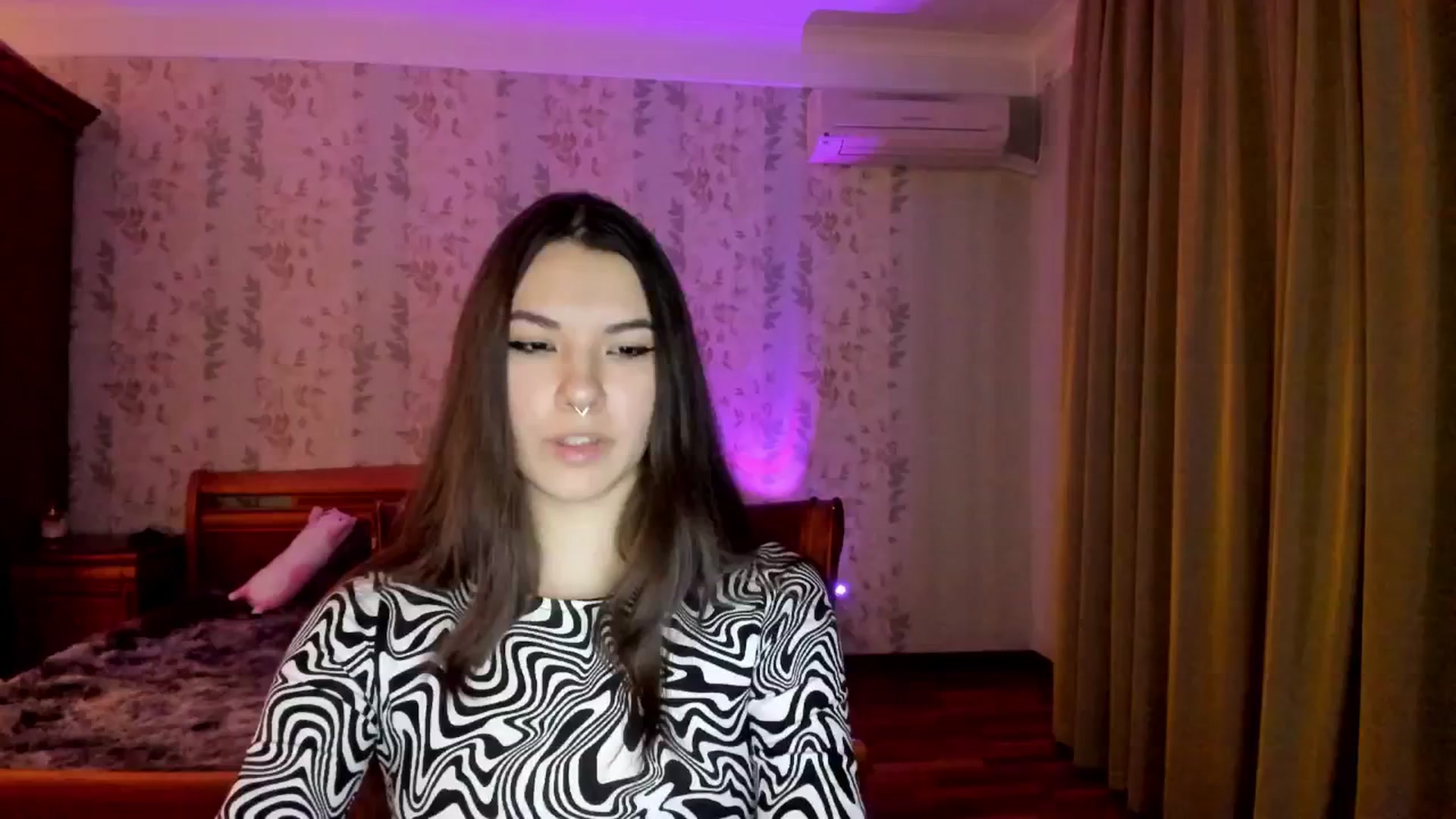 Gallery image thumbnail from AmnesiaGirl1's myfreecams stream on, 11/24/2024, 24:02 image 16 of 20