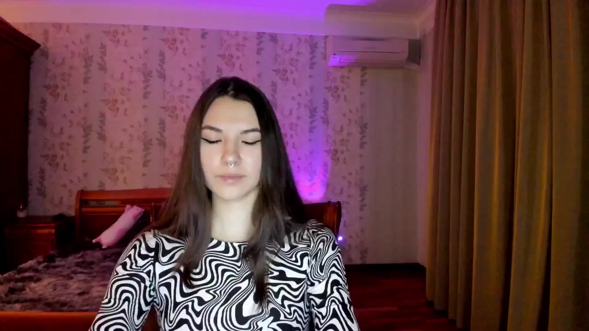 Gallery image thumbnail from AmnesiaGirl1's myfreecams stream on, 11/24/2024, 24:02 image 15 of 20