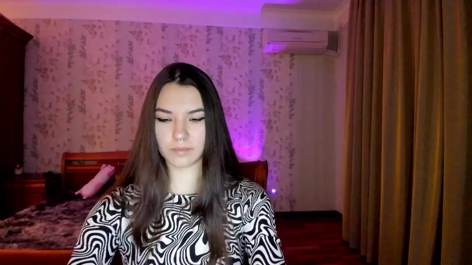 Gallery image thumbnail from AmnesiaGirl1's myfreecams stream on, 11/24/2024, 24:02 image 1 of 20