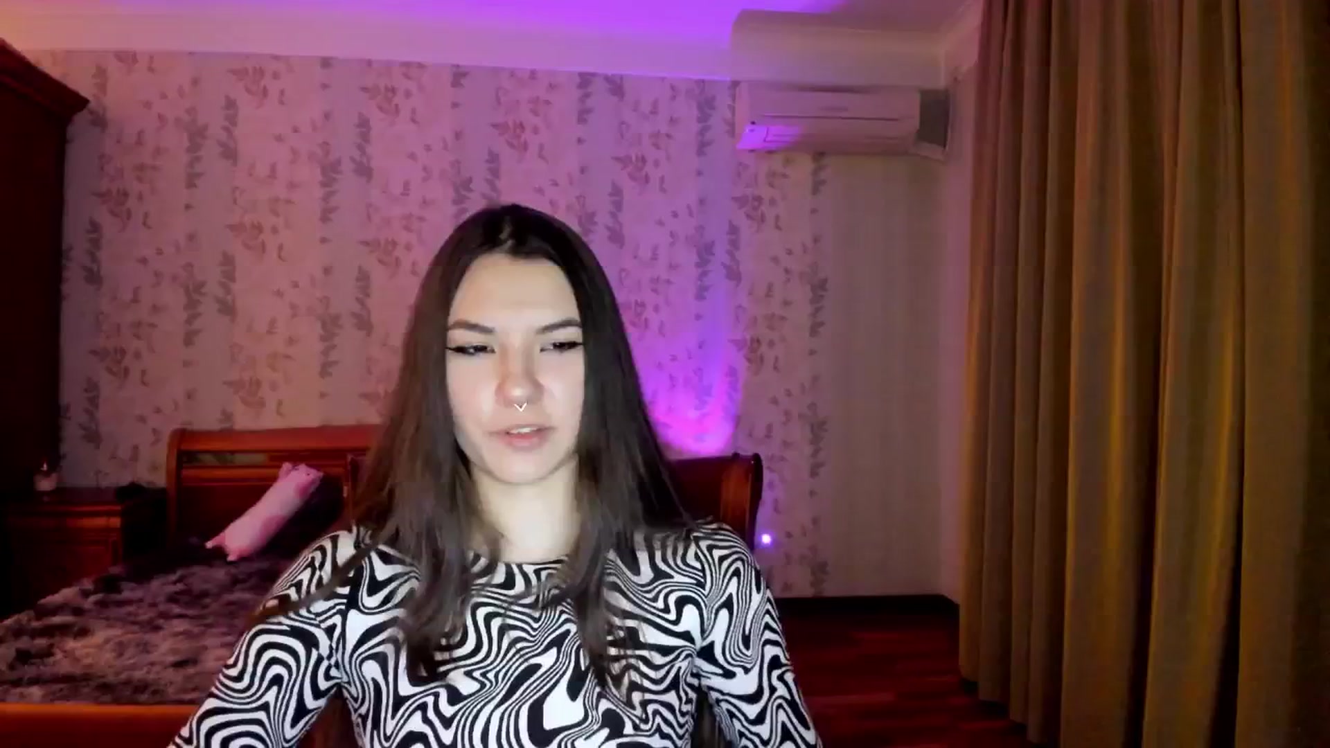 Gallery image thumbnail from AmnesiaGirl1's myfreecams stream on, 11/24/2024, 01:14 image 8 of 20