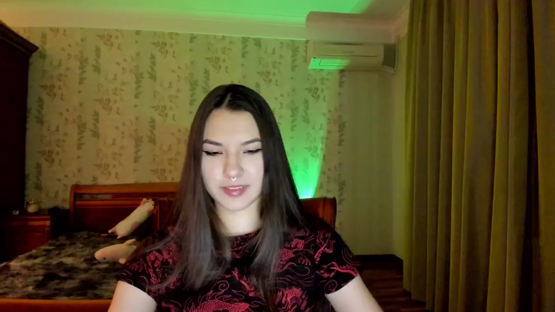Gallery image thumbnail from AmnesiaGirl1's myfreecams stream on, 11/25/2024, 24:13 image 4 of 20
