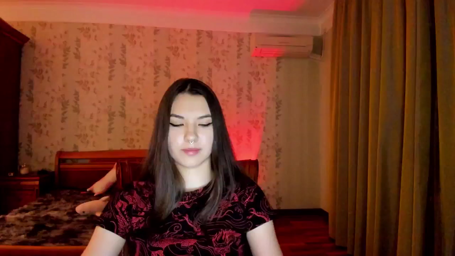 Gallery image thumbnail from AmnesiaGirl1's myfreecams stream on, 11/25/2024, 24:13 image 19 of 20
