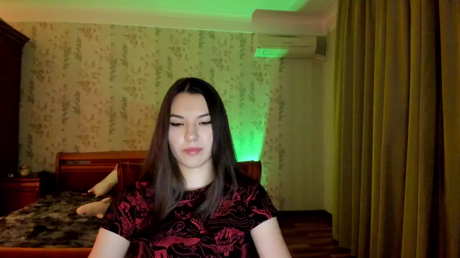 Gallery image thumbnail from AmnesiaGirl1's myfreecams stream on, 11/25/2024, 24:13 image 18 of 20