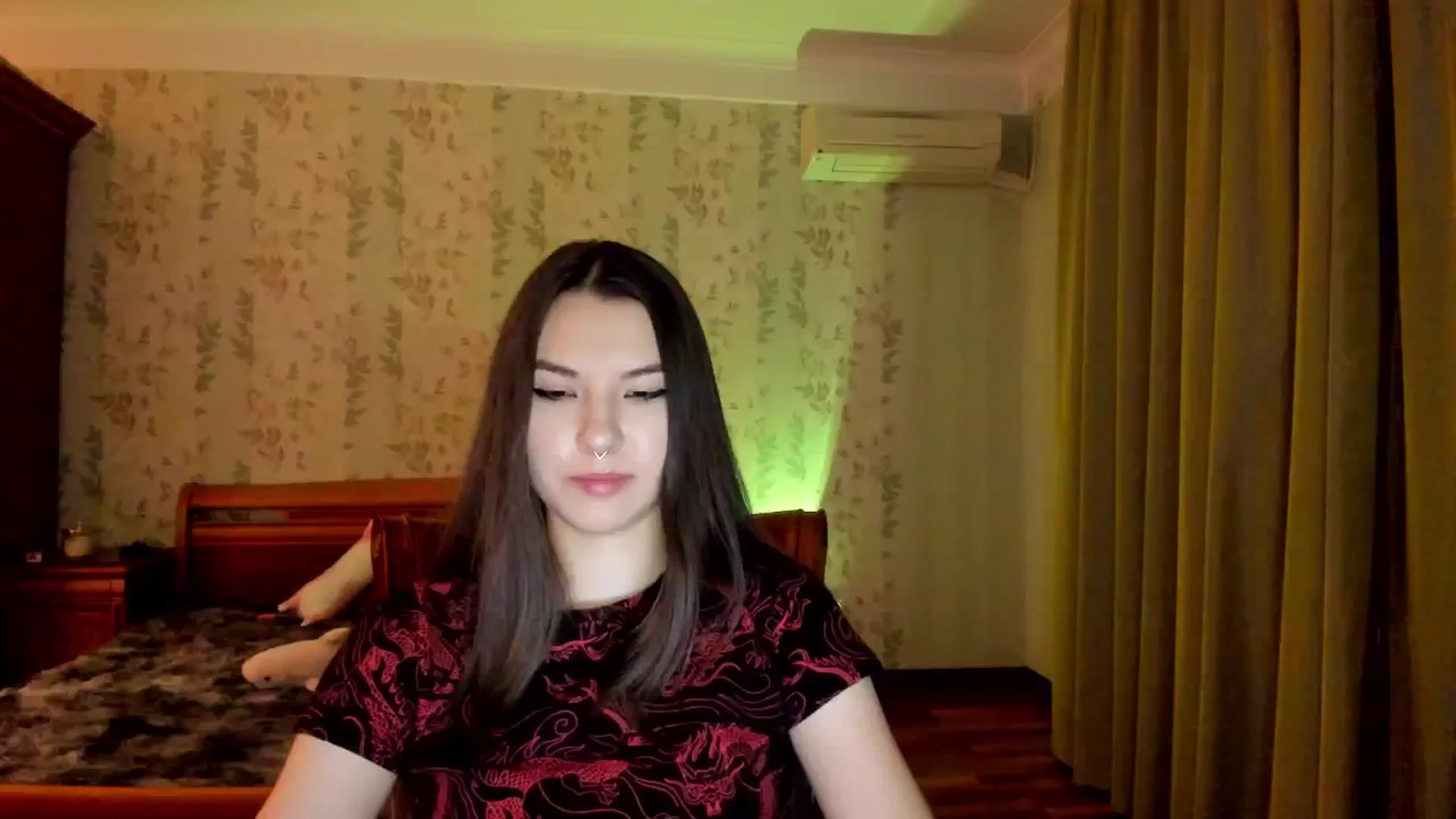 Gallery image thumbnail from AmnesiaGirl1's myfreecams stream on, 11/25/2024, 24:13 image 16 of 20