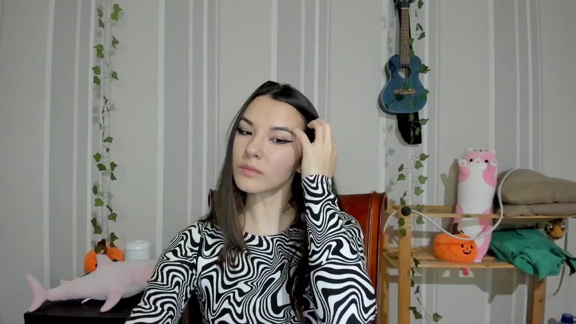 Gallery image thumbnail from AmnesiaGirl1's myfreecams stream on, 11/29/2024, 16:35 image 16 of 20