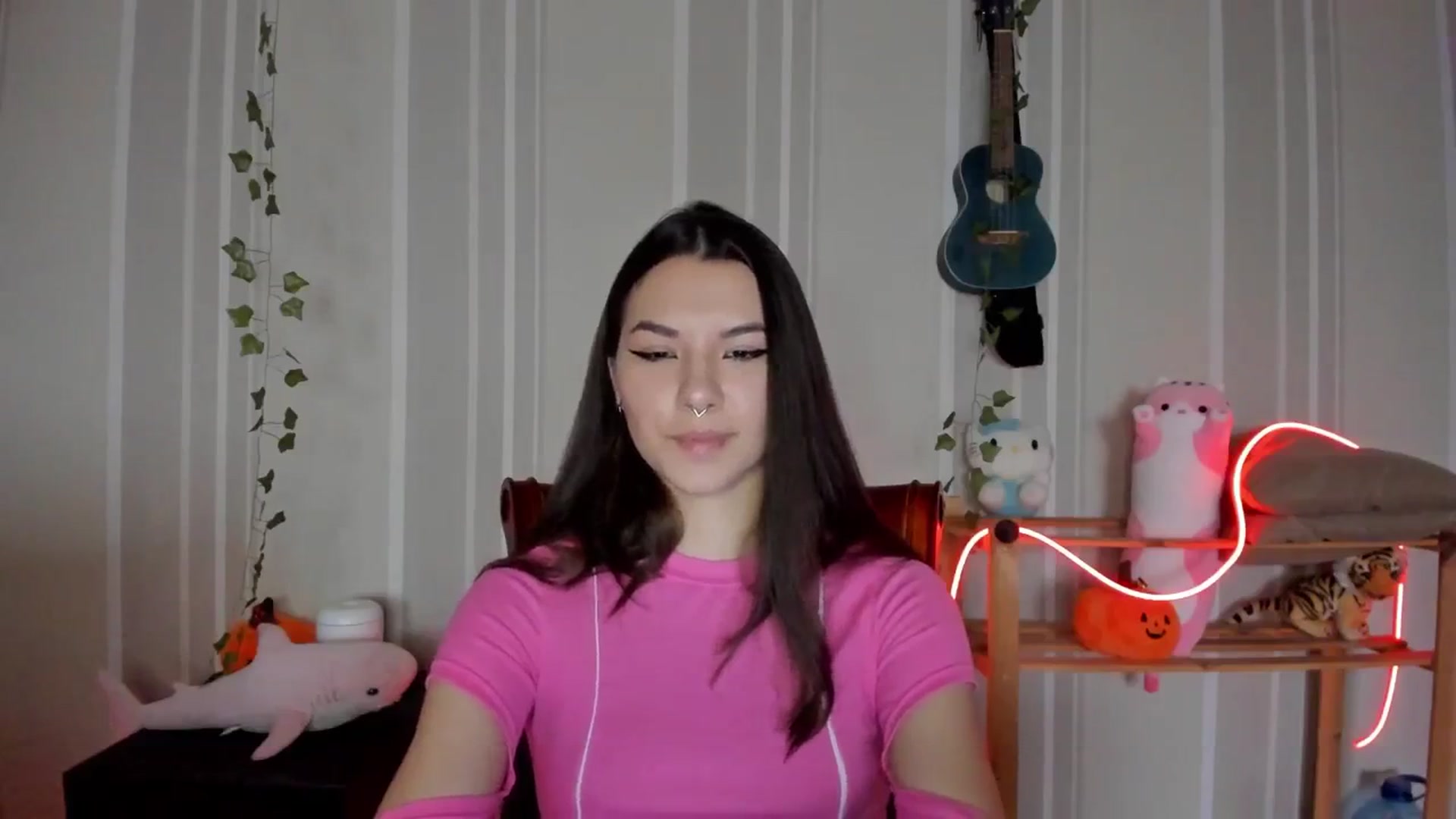 Gallery image thumbnail from AmnesiaGirl1's myfreecams stream on, 12/01/2024, 13:07 image 15 of 20