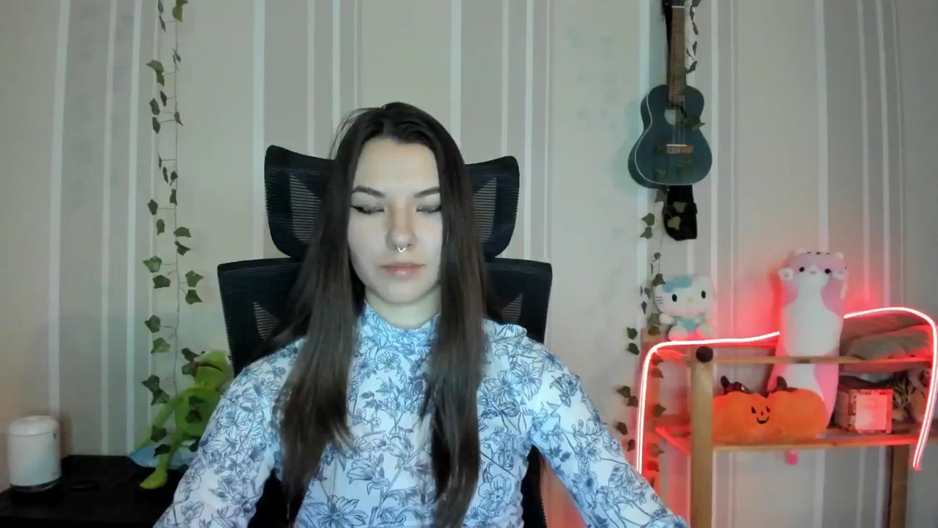 Gallery image thumbnail from AmnesiaGirl1's myfreecams stream on, 12/10/2024, 13:25 image 7 of 20
