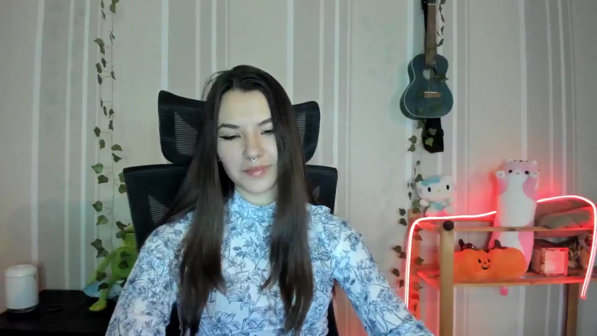 Gallery image thumbnail from AmnesiaGirl1's myfreecams stream on, 12/10/2024, 13:25 image 5 of 20