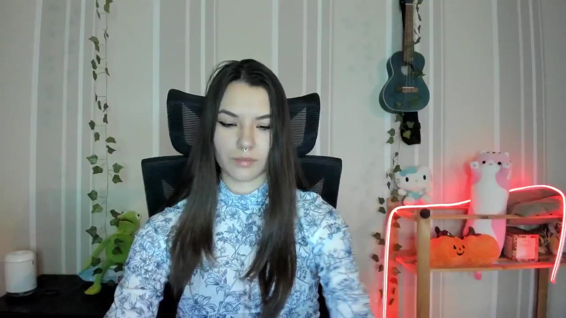 Gallery image thumbnail from AmnesiaGirl1's myfreecams stream on, 12/10/2024, 13:25 image 3 of 20
