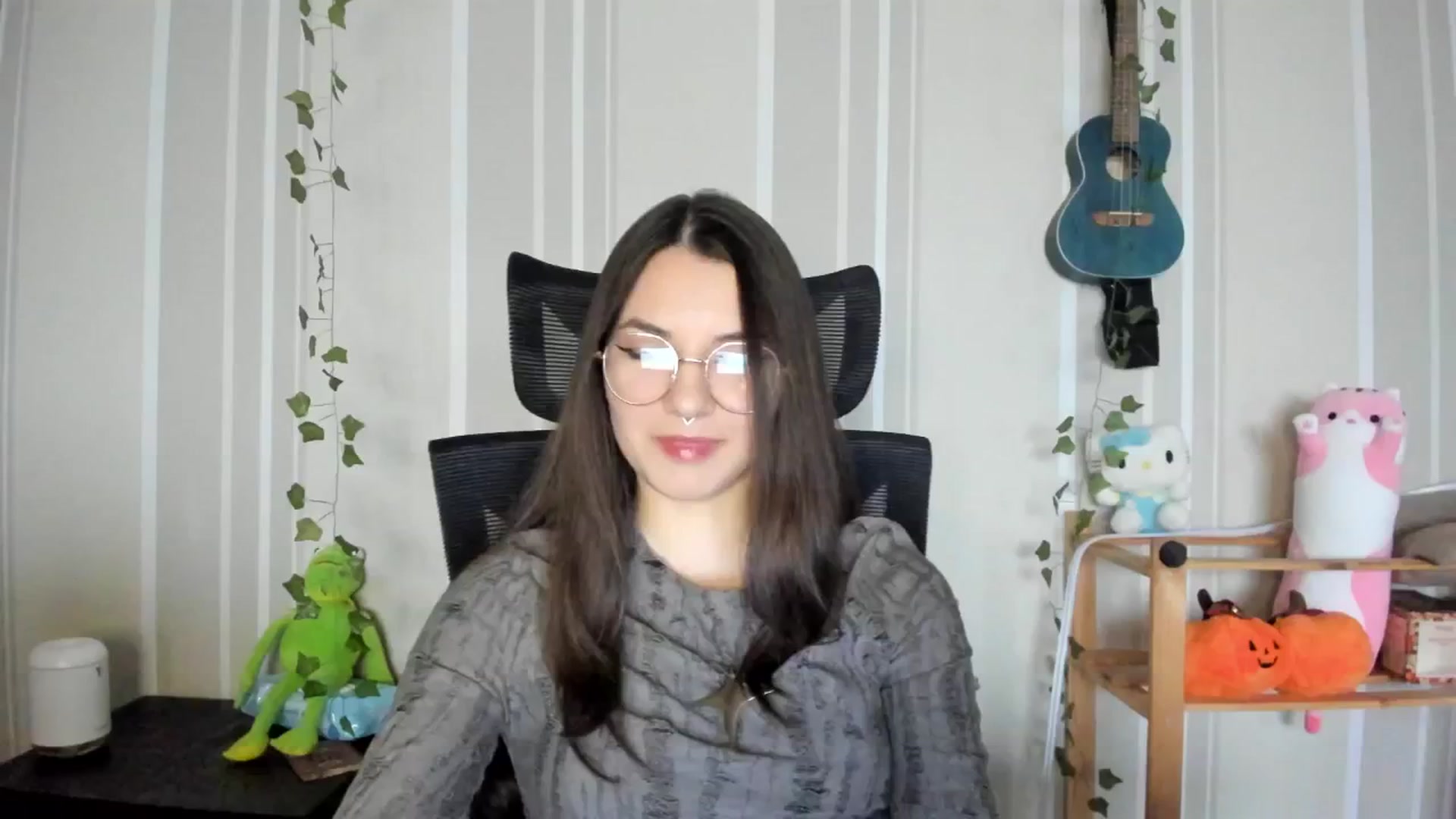 Gallery image thumbnail from AmnesiaGirl1's myfreecams stream on, 12/11/2024, 13:01 image 3 of 20