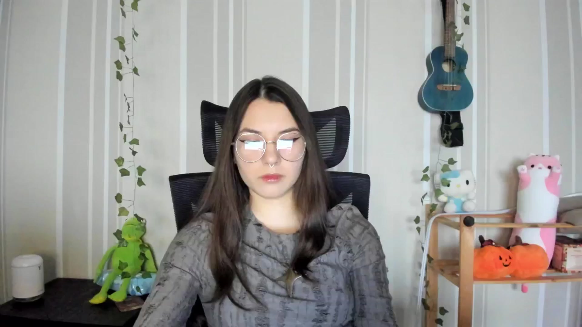 Gallery image thumbnail from AmnesiaGirl1's myfreecams stream on, 12/11/2024, 13:01 image 1 of 20