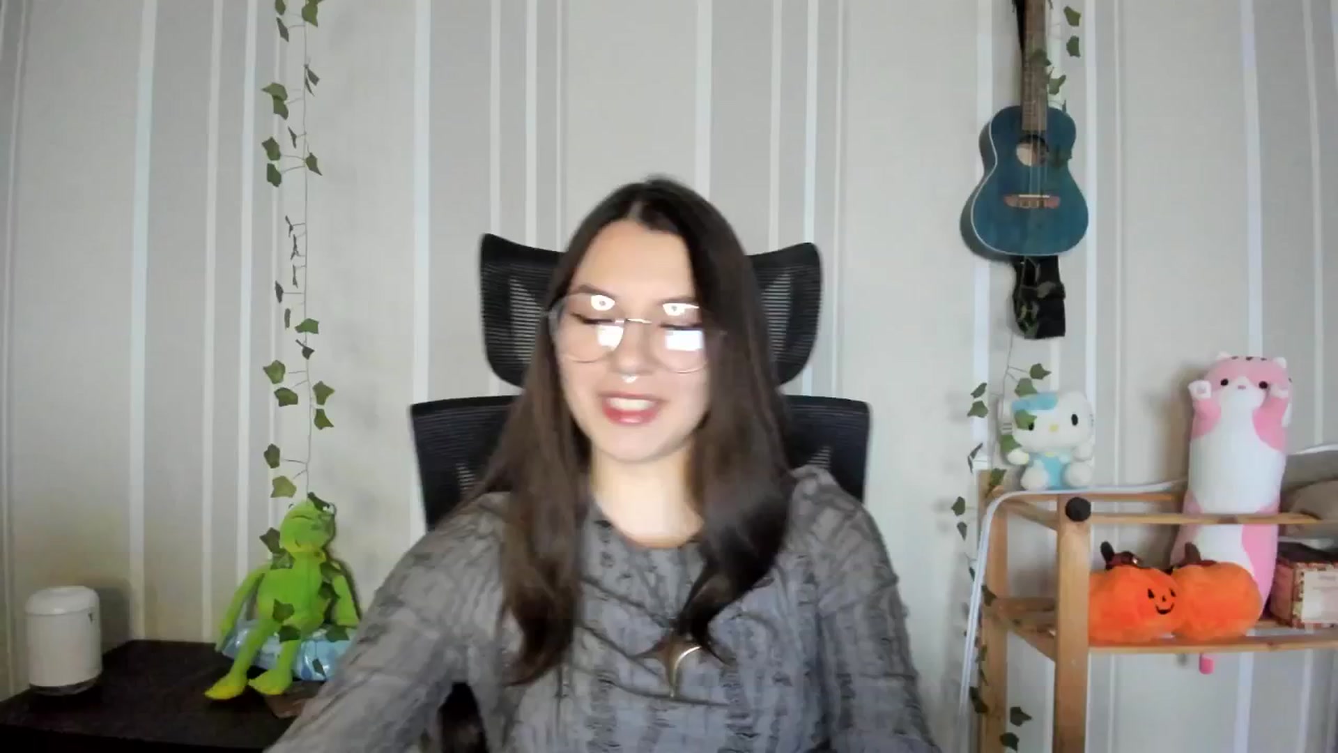 Gallery image thumbnail from AmnesiaGirl1's myfreecams stream on, 12/11/2024, 13:01 image 17 of 20