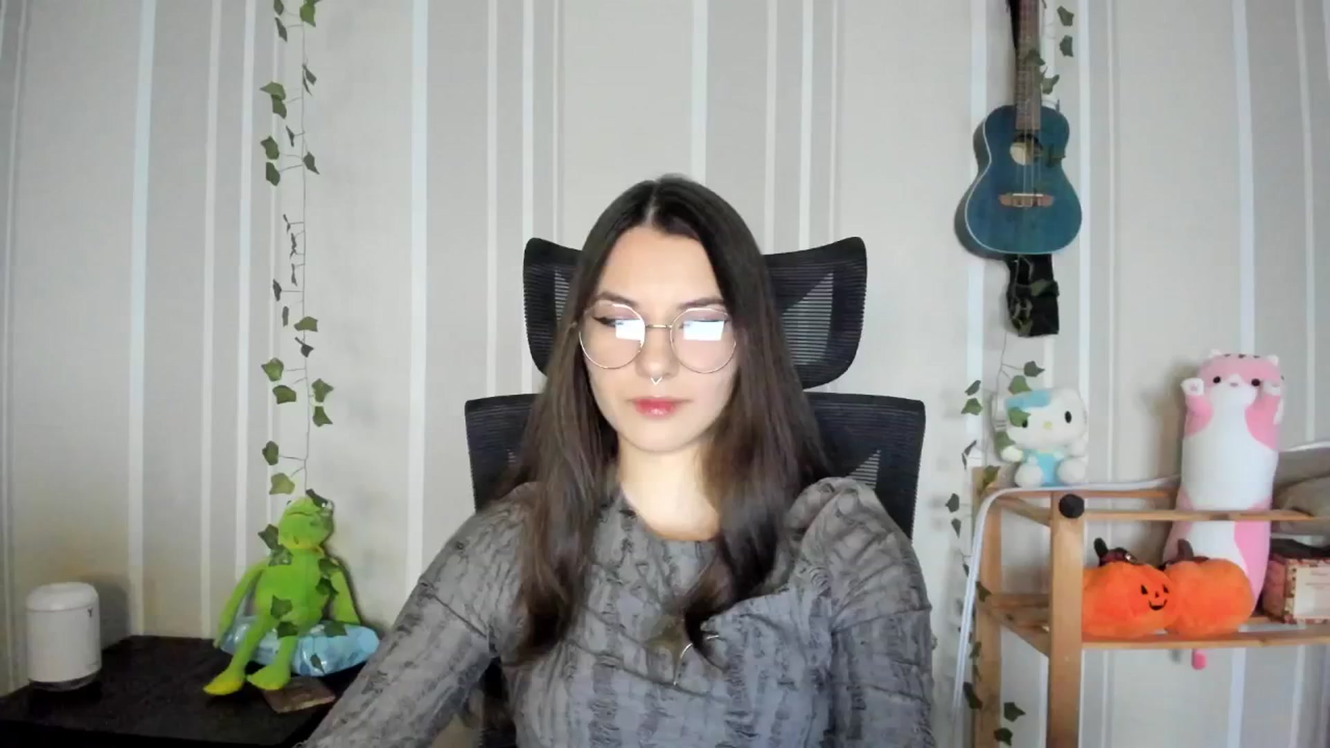 Gallery image thumbnail from AmnesiaGirl1's myfreecams stream on, 12/11/2024, 13:01 image 19 of 20