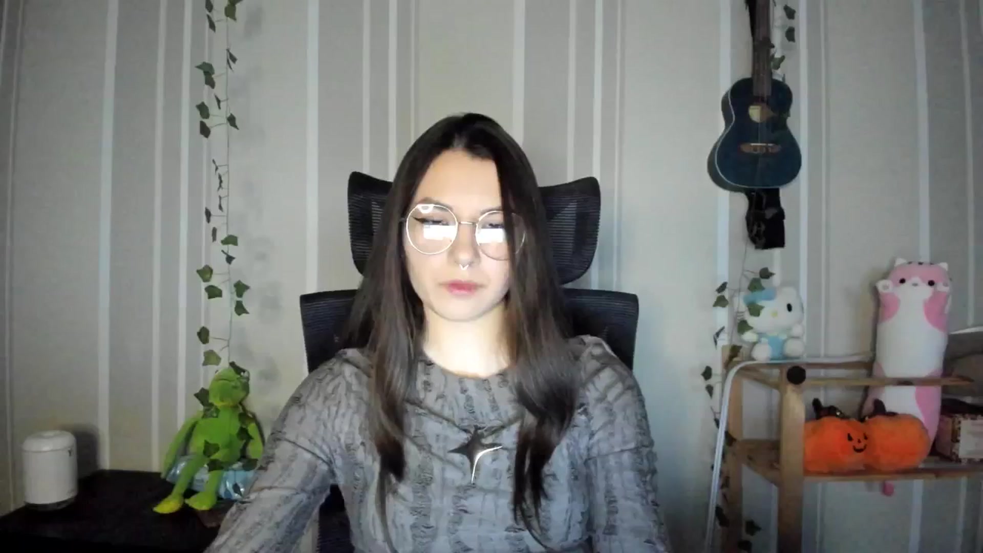 Gallery image thumbnail from AmnesiaGirl1's myfreecams stream on, 12/11/2024, 14:24 image 2 of 20