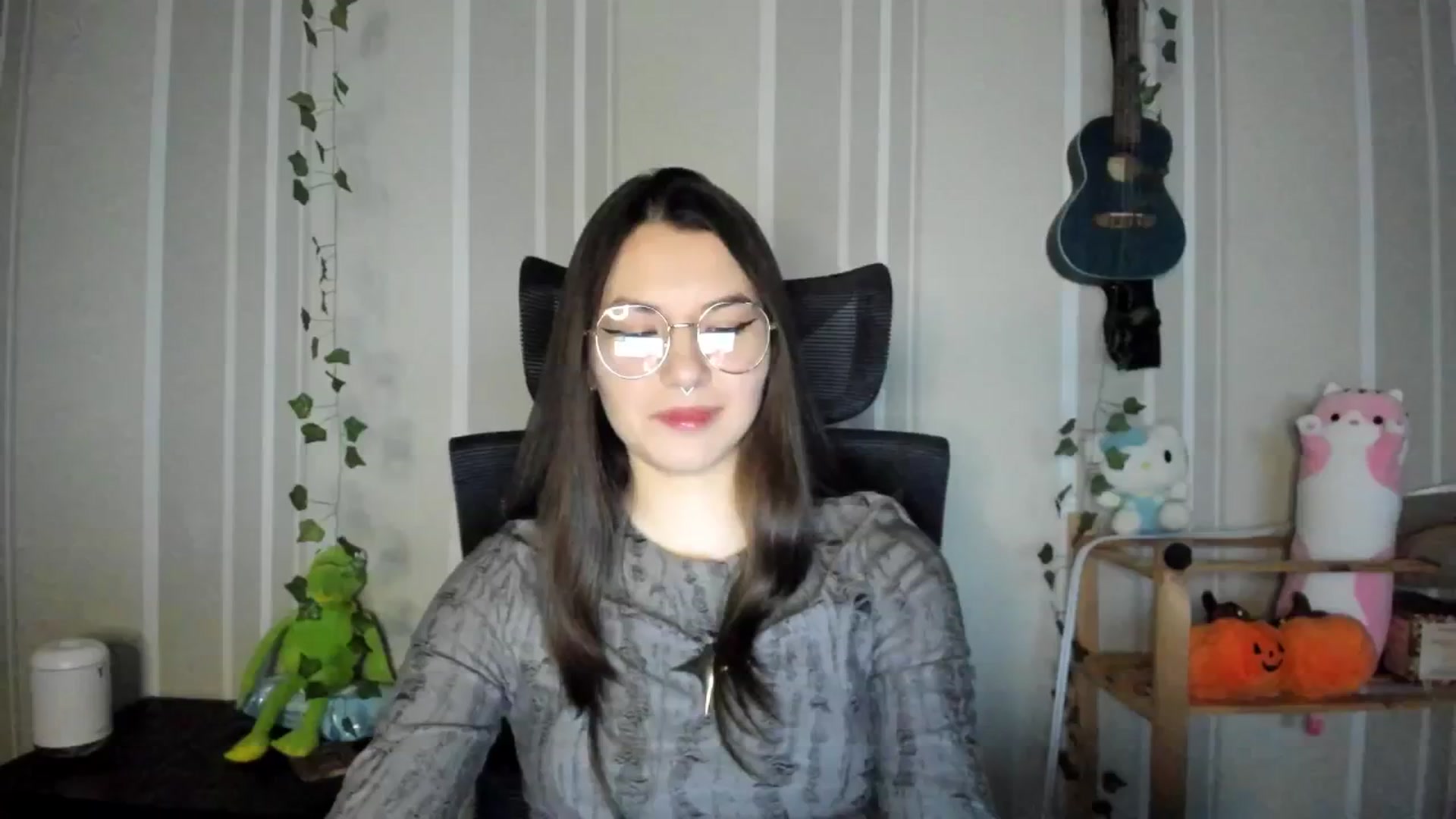 Gallery image thumbnail from AmnesiaGirl1's myfreecams stream on, 12/11/2024, 14:24 image 1 of 20