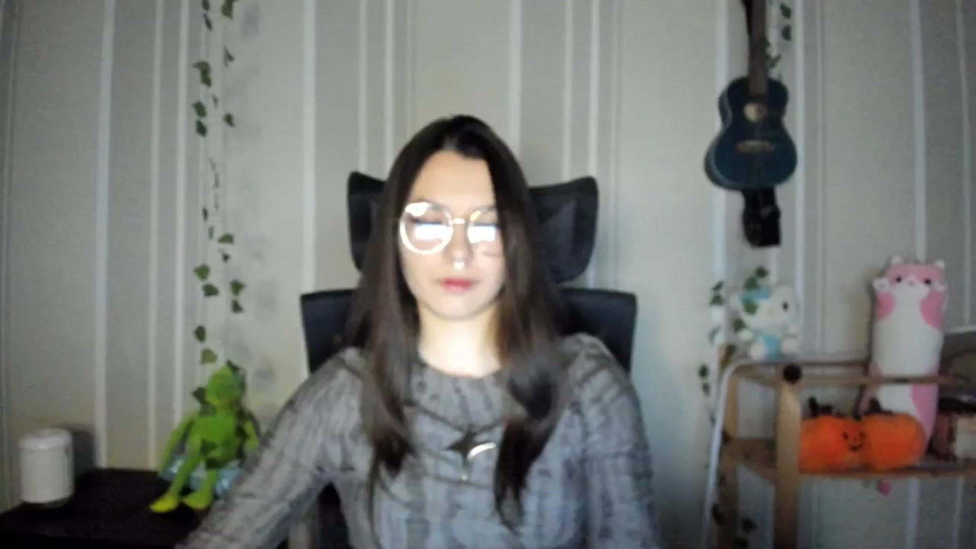 Gallery image thumbnail from AmnesiaGirl1's myfreecams stream on, 12/11/2024, 14:24 image 3 of 20