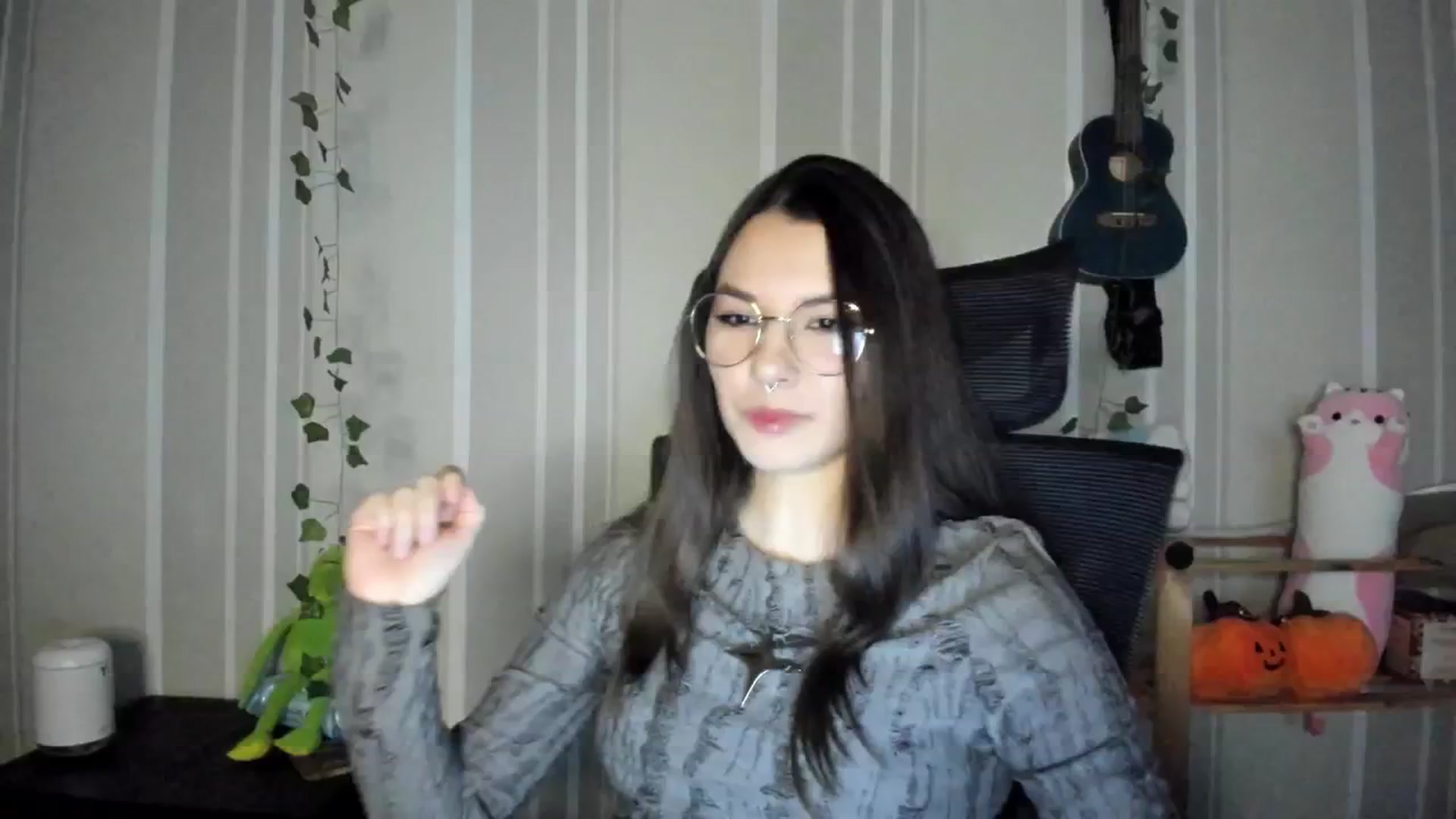 Gallery image thumbnail from AmnesiaGirl1's myfreecams stream on, 12/11/2024, 14:24 image 6 of 20