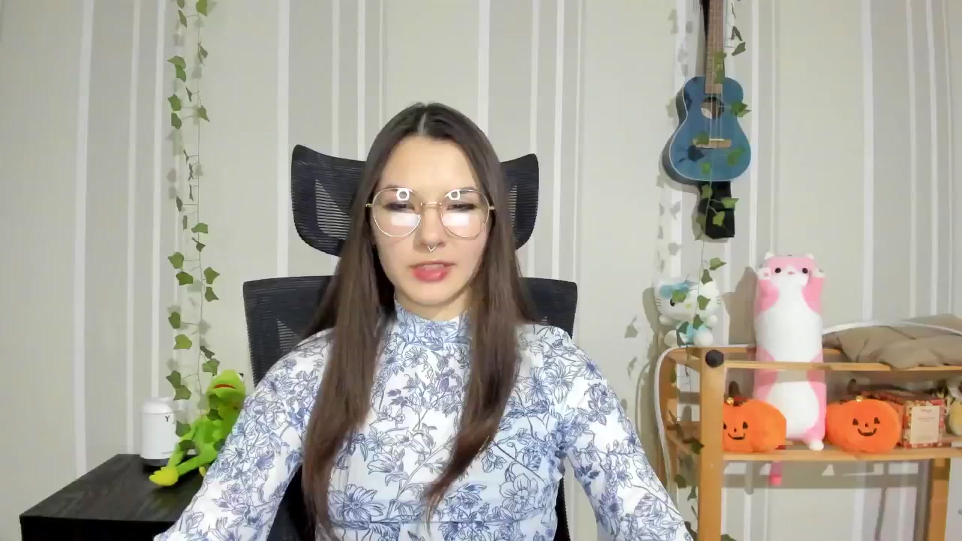 Gallery image thumbnail from AmnesiaGirl1's myfreecams stream on, 12/12/2024, 15:50 image 13 of 20