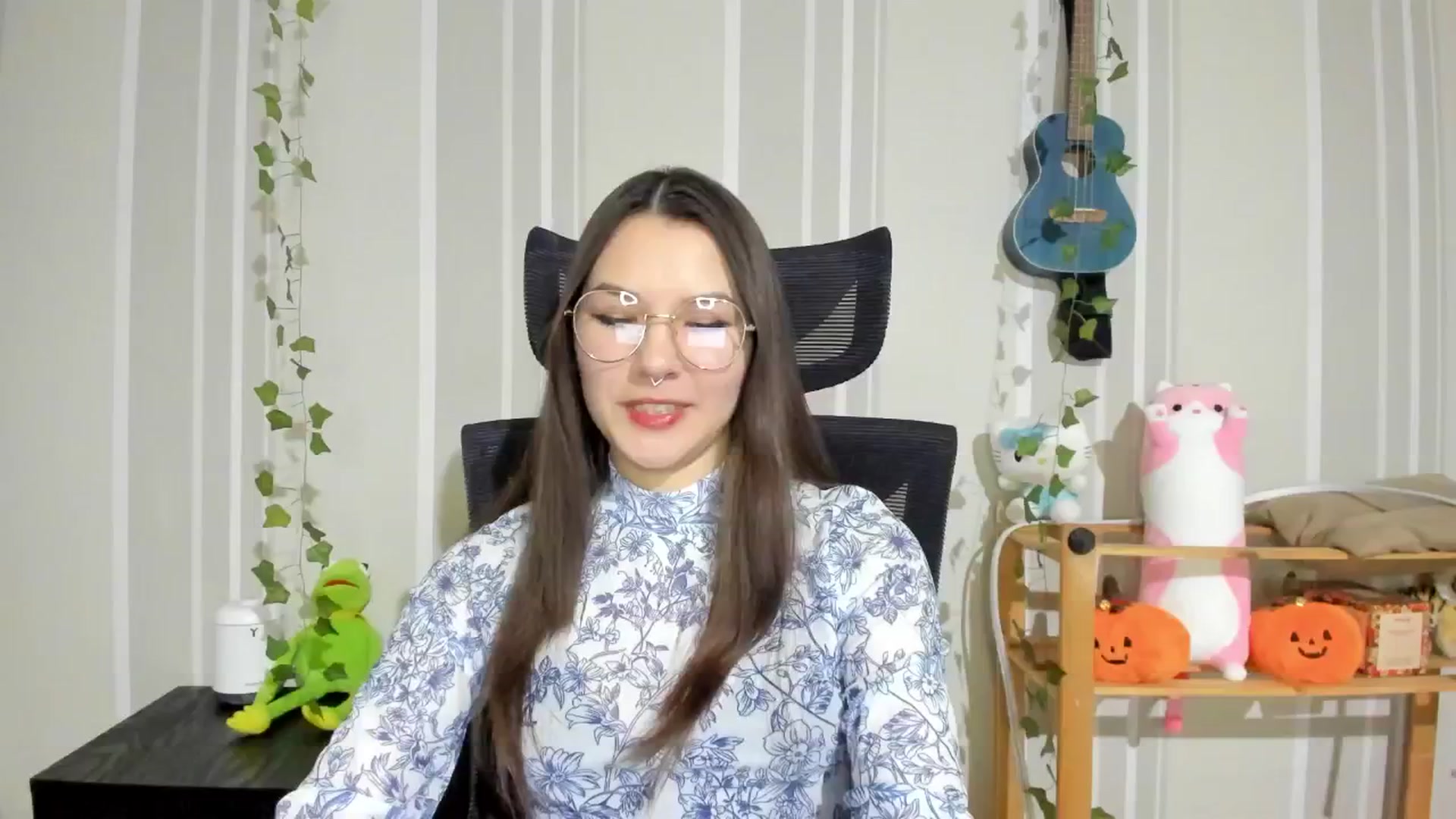 Gallery image thumbnail from AmnesiaGirl1's myfreecams stream on, 12/12/2024, 15:50 image 6 of 20