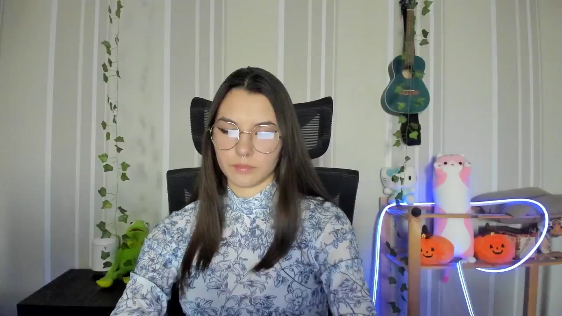 Gallery image thumbnail from AmnesiaGirl1's myfreecams stream on, 12/13/2024, 14:49 image 2 of 20