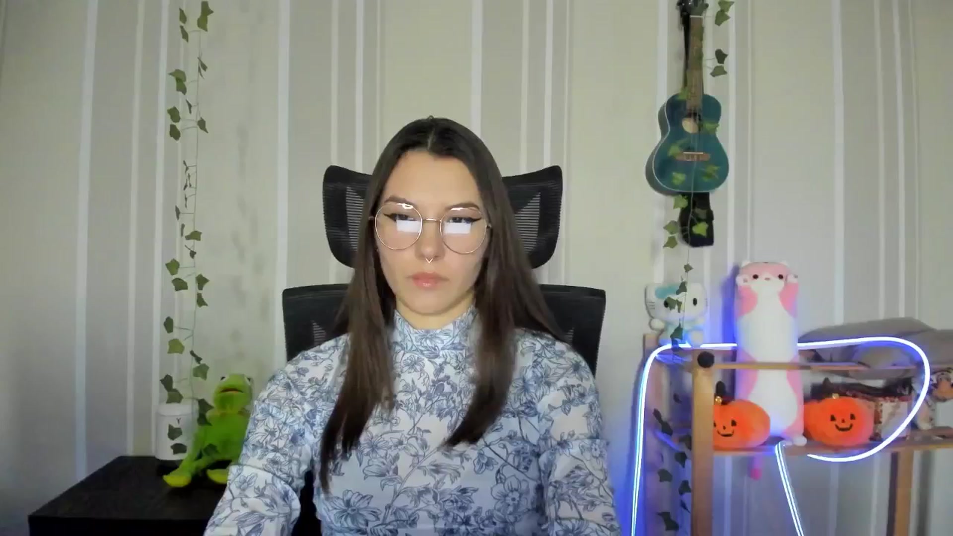 Gallery image thumbnail from AmnesiaGirl1's myfreecams stream on, 12/13/2024, 14:49 image 1 of 20