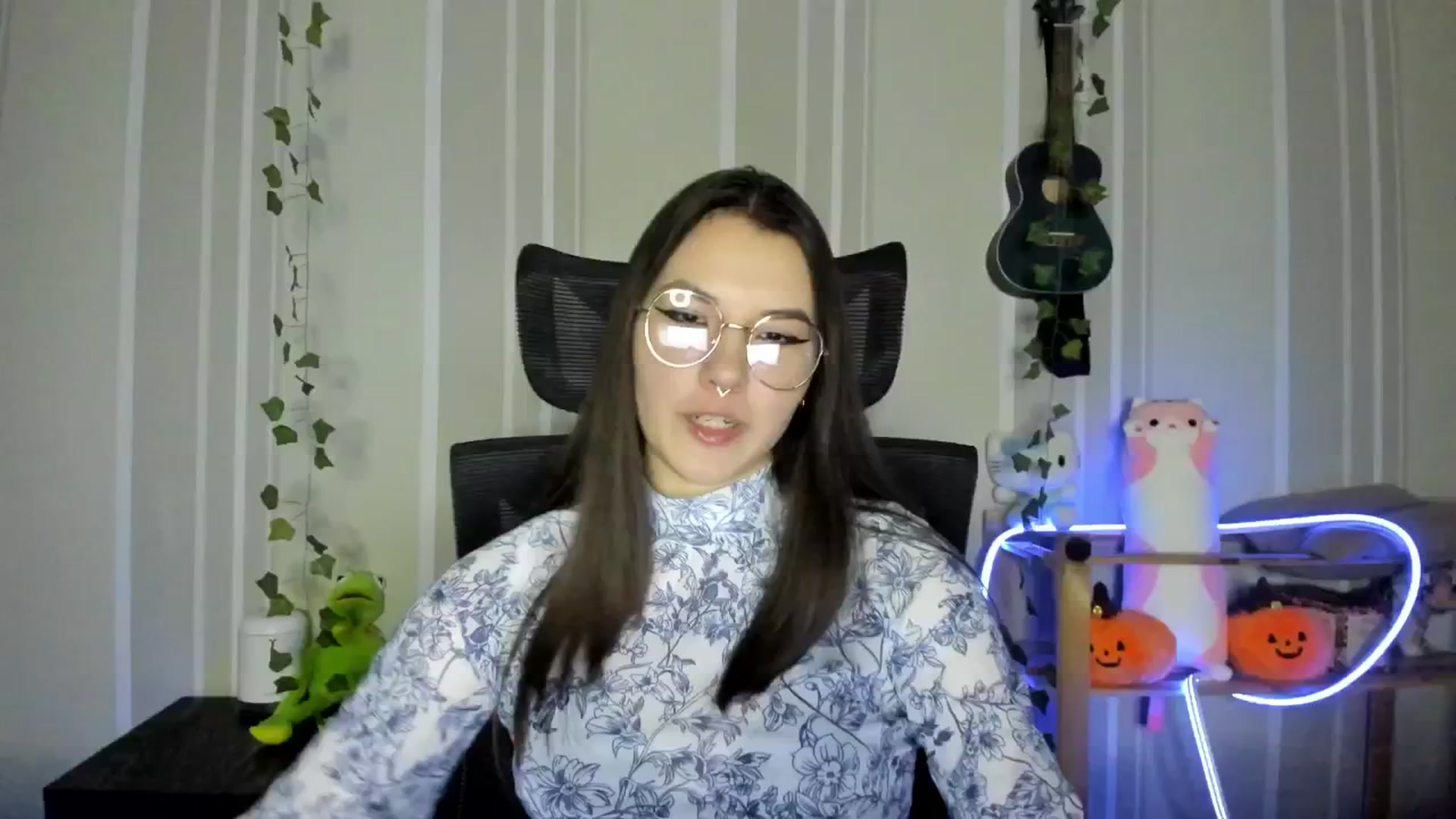 Gallery image thumbnail from AmnesiaGirl1's myfreecams stream on, 12/13/2024, 14:49 image 14 of 20