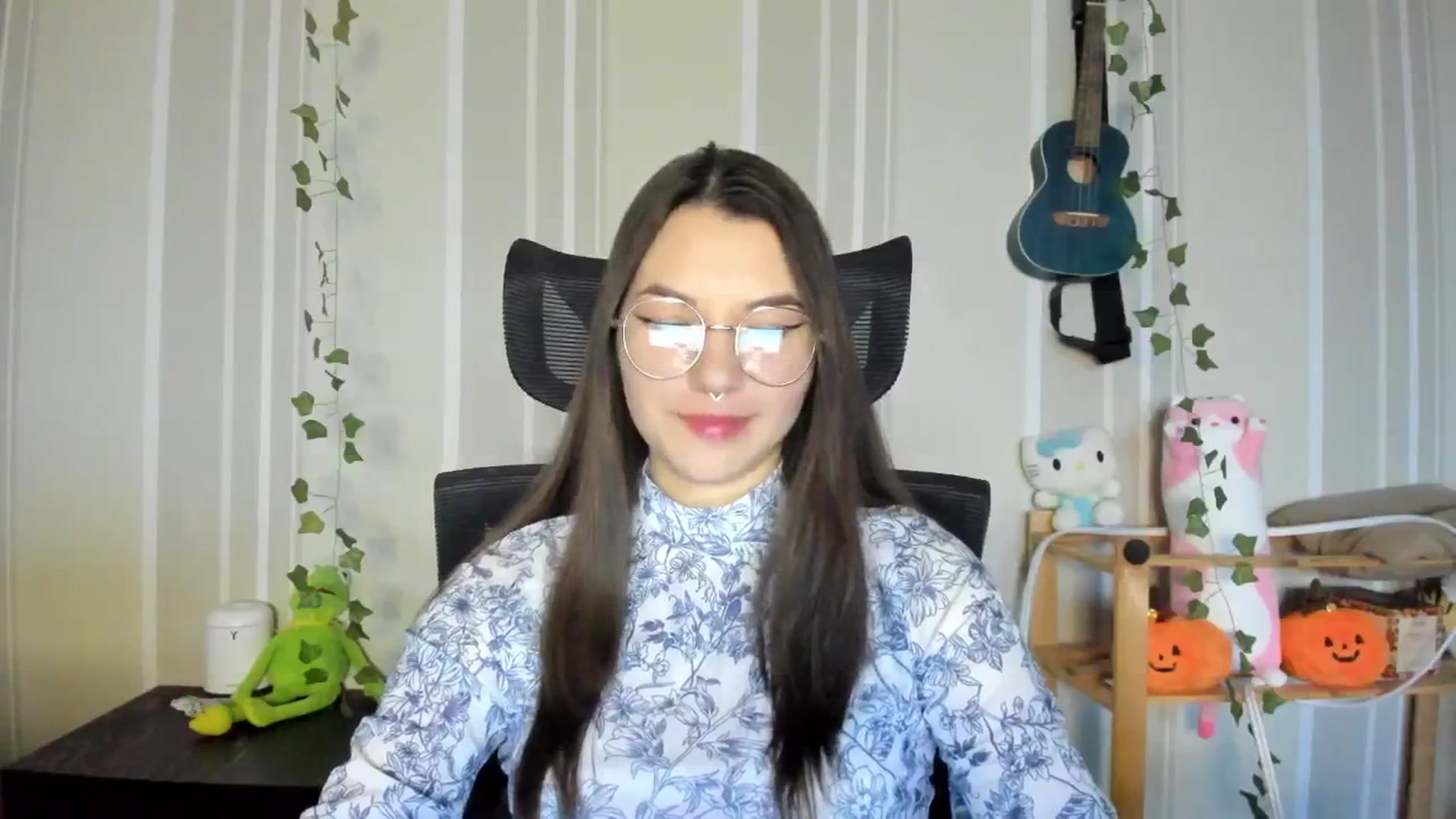 Gallery image thumbnail from AmnesiaGirl1's myfreecams stream on, 12/16/2024, 14:18 image 7 of 20