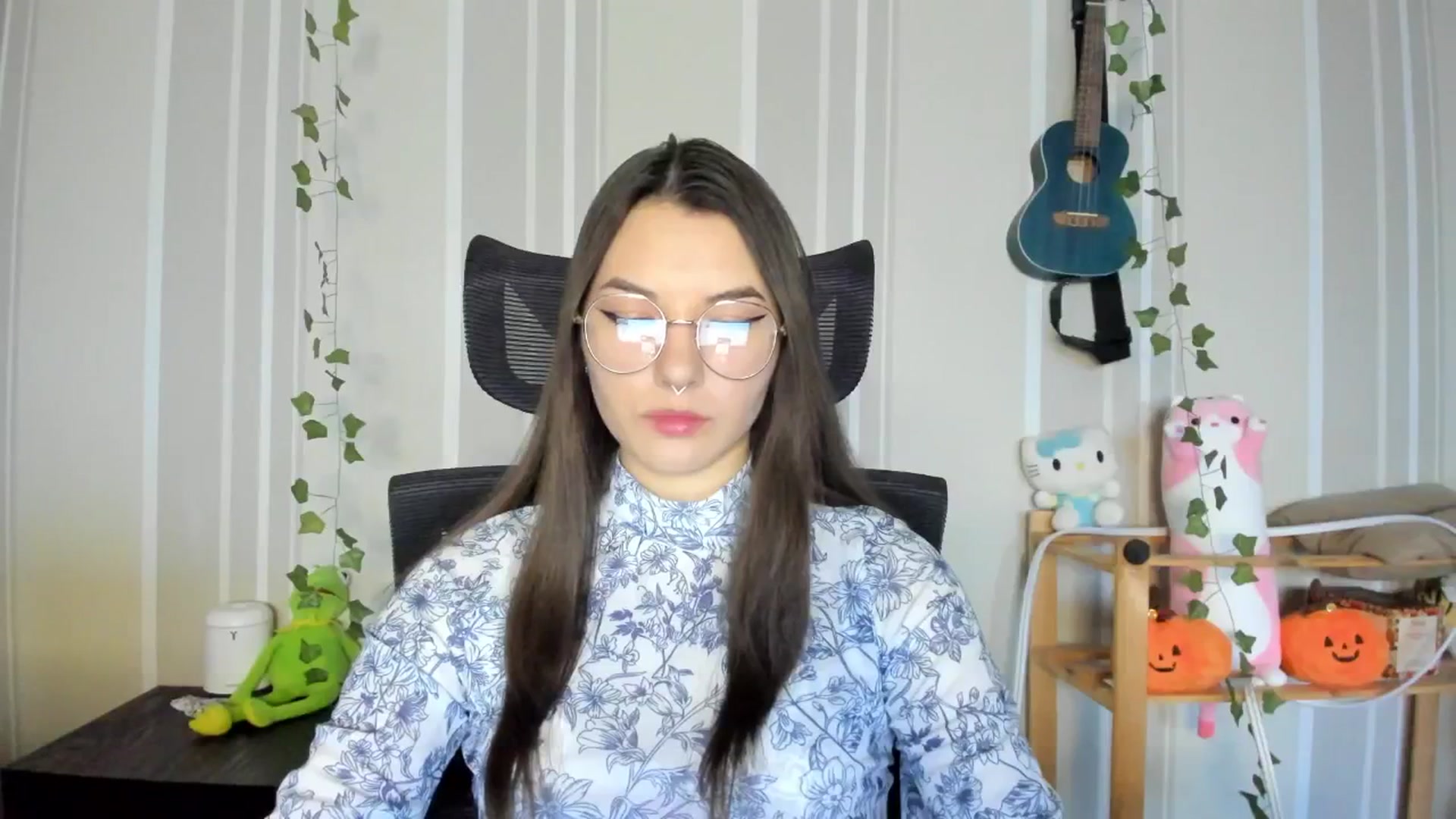 Gallery image thumbnail from AmnesiaGirl1's myfreecams stream on, 12/16/2024, 14:18 image 6 of 20