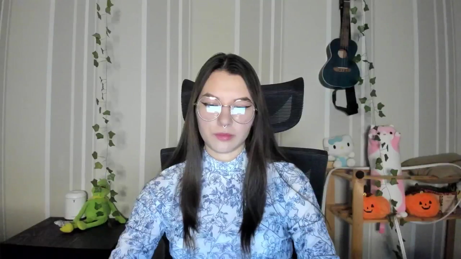 Gallery image thumbnail from AmnesiaGirl1's myfreecams stream on, 12/16/2024, 14:18 image 15 of 20