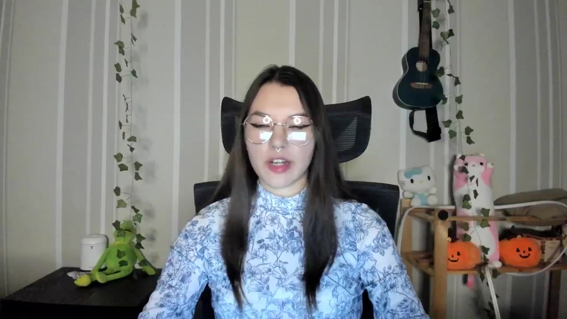 Gallery image thumbnail from AmnesiaGirl1's myfreecams stream on, 12/16/2024, 14:18 image 19 of 20