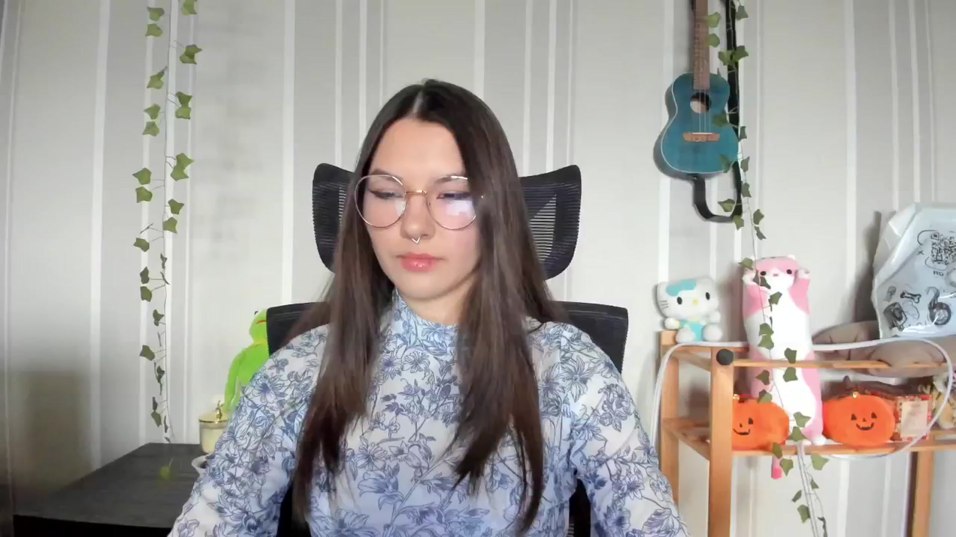 Gallery image thumbnail from AmnesiaGirl1's myfreecams stream on, 12/18/2024, 15:18 image 3 of 20
