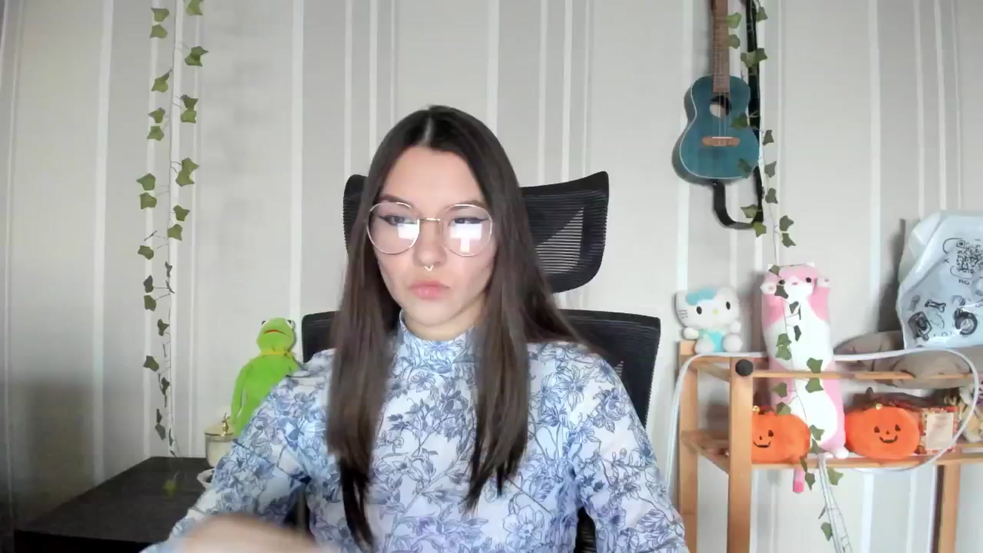 Gallery image thumbnail from AmnesiaGirl1's myfreecams stream on, 12/18/2024, 15:18 image 6 of 20
