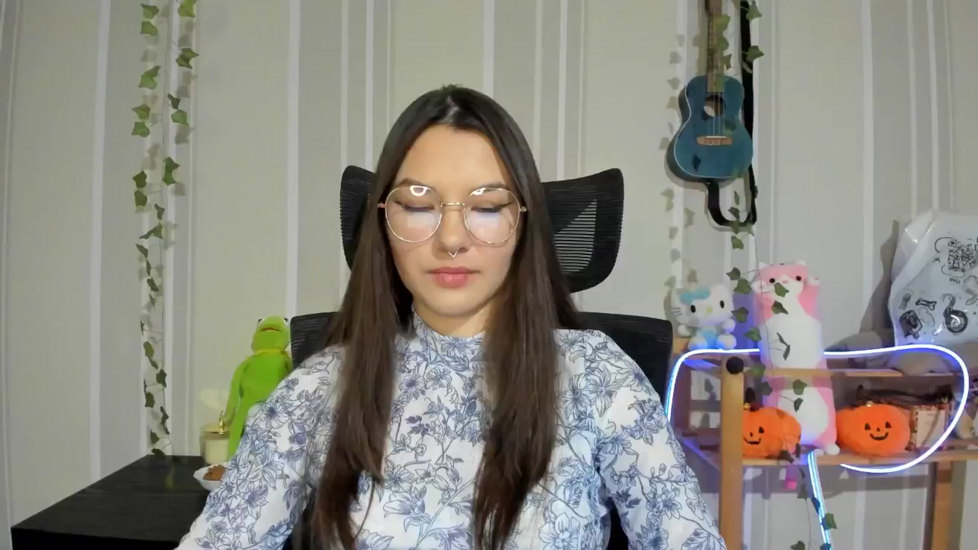 Gallery image thumbnail from AmnesiaGirl1's myfreecams stream on, 12/18/2024, 15:18 image 17 of 20