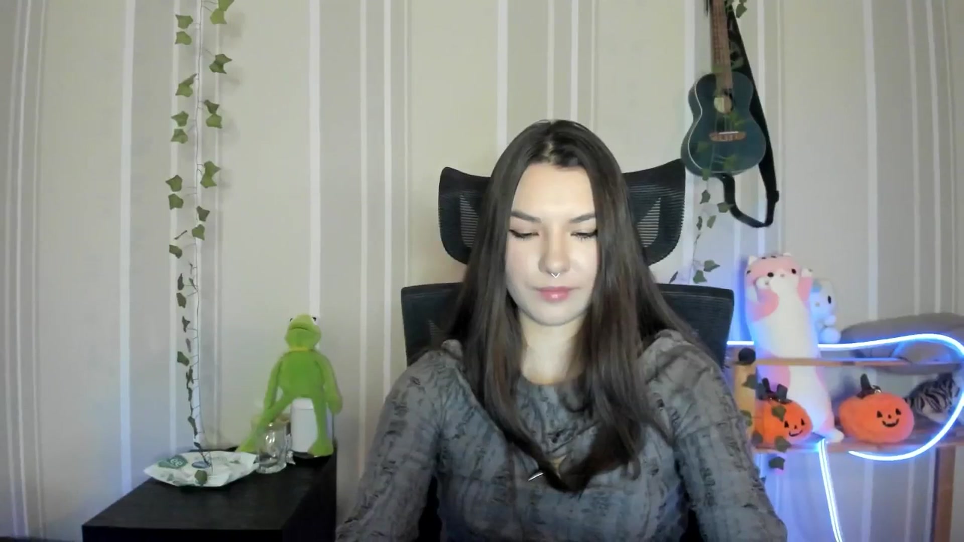 Gallery image thumbnail from AmnesiaGirl1's myfreecams stream on, 12/20/2024, 14:50 image 20 of 20
