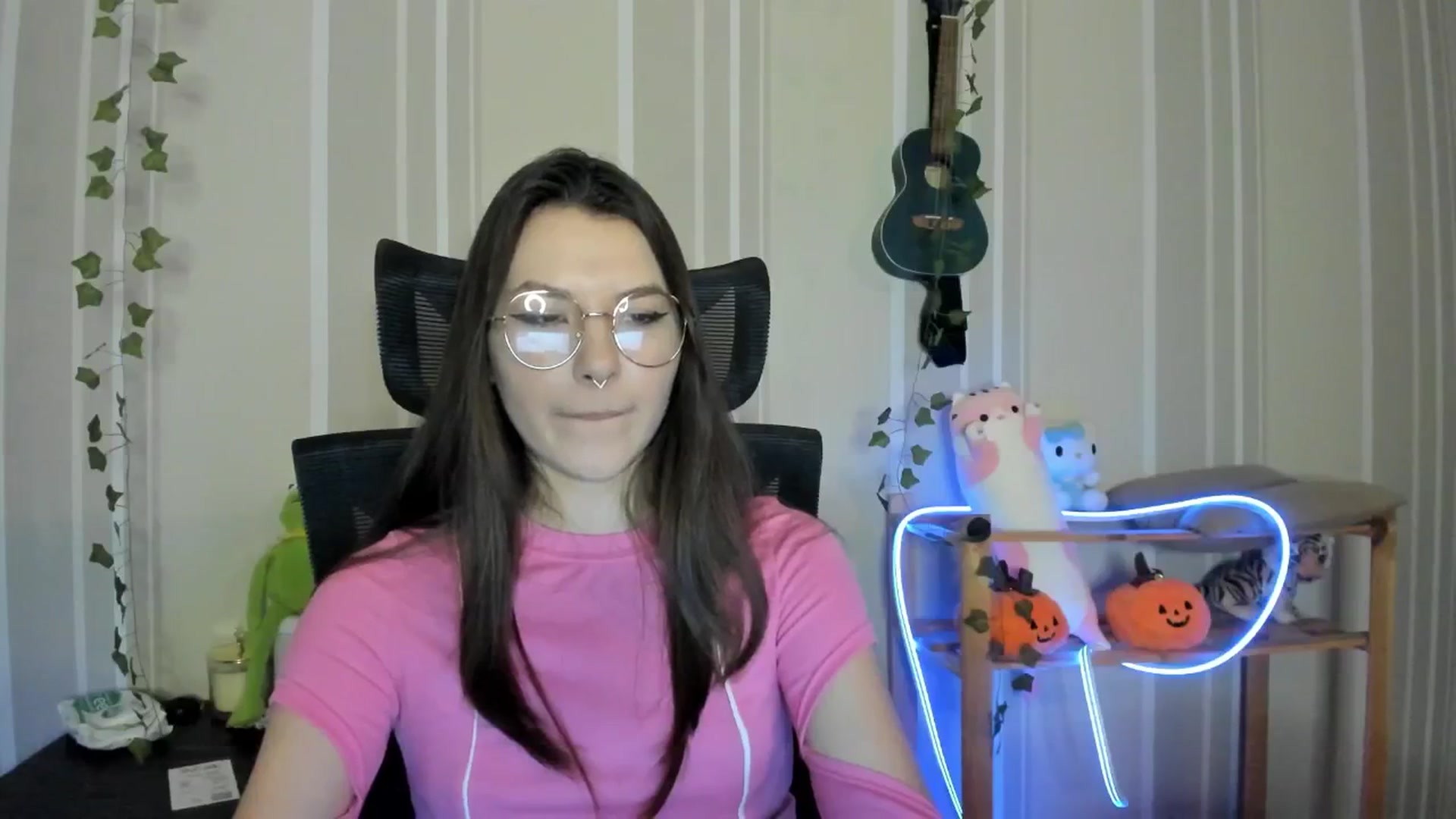 Gallery image thumbnail from AmnesiaGirl1's myfreecams stream on, 12/21/2024, 15:45 image 2 of 20
